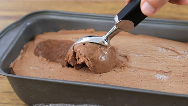 Easy Homemade Chocolate Ice Cream Recipe