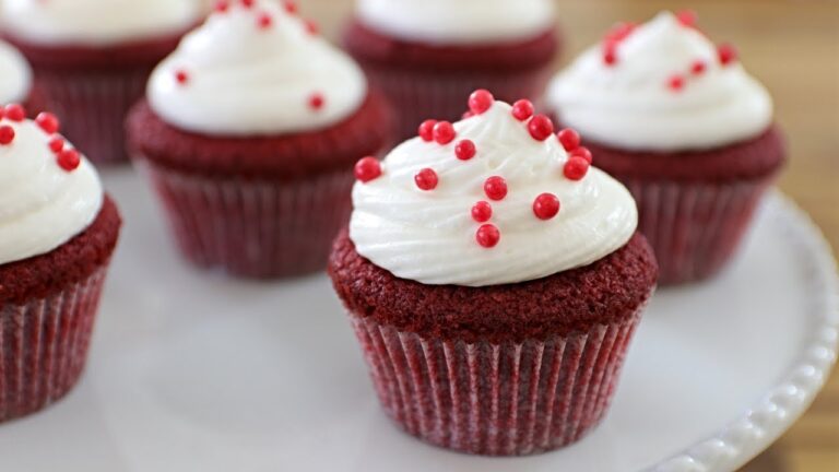 How to Make Red Velvet Cupcakes